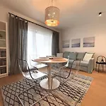 Jauna Teika Cosy 1bdr Apartment, Self Check-in ריגה