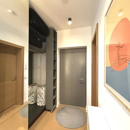 Jauna Teika Cosy 1bdr Apartment, Self Check-in Апартаменти