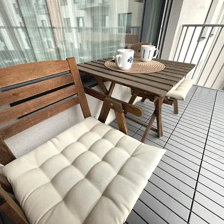Апартаменти Jauna Teika Cosy 1bdr Apartment, Self Check-in *